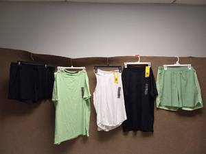 lot 52 image: 5 NEW ASSORTED ATHLETIC WOMENSWEAR MEDIUM