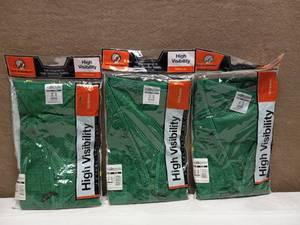 lot 56 image: 3 NEW KISHIGO HIGH VISIBILITY VEST 4X - 5X