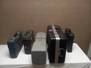 lot 65 image: 5 HARD CASES AND 1 CABELAS BAG