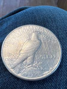 1922-S US PEACE SILVER DOLLAR