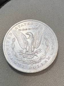 1890-O US MORGAN SILVER DOLLAR AU