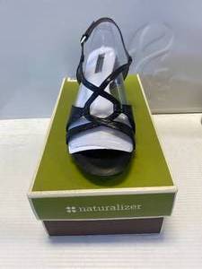 New Naturalizer Size 10