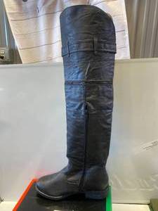 New Bucco Boots Size 6