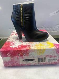 New Chinese Laundry Boots Size 6.5