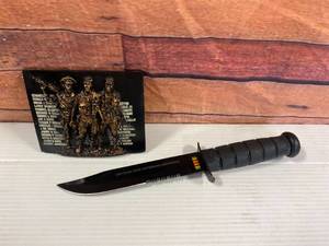 Vietnam Memorial 12 Inch Knife & Plaque