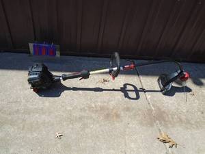 Craftsman 4 cycle weed trimmer. Lightly used. Tested & works. As shown.