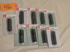 lot 46 image: 9 Piece Lot 3 12 Mini Flashlight