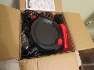 lot 53 image: Porter Cable 4 Gallon Stainless Steel WetDry Vacuum 4 HP