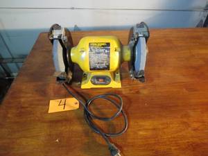 lot 4 image: Central Machinery 8 Bench Grinder 34 HP