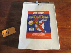 lot 17 image: Cen-Tech 330 Reel Tape Measure - 36819