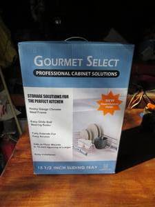 lot 86 image: 3 Piece Lot Gourmet Select 15 12 sliding Trays