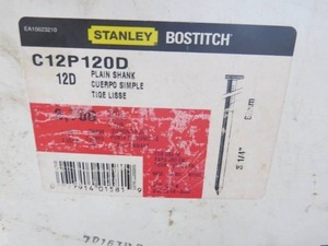 lot 98 image: Stanley Bostitch 12D Plain Shank Nails 3 14 and 8D Plain Shank Nails 2 12