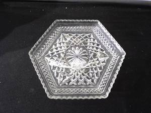 Vintage Anchor Hocking Wexford Hexagon Clear Glass Dish