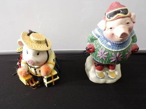 Fitz and Floyd Skier Pig Winter Christmas Jar and Ceramic Pig Shoe Fund Bank