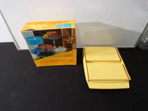 Nordic Ware Bundt Pan 12 Cup Heavy Cast Aluminum (in Original Box) plus Tupperware Storage Container with Lid