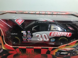 lot 225 image: 1998 NASCAR Racing Champions Signature Driver Series Derrike Cope #30  Gumout 124 scale die cast stock car