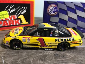 lot 259 image: 1999 Nascar Action Racing Collectibles Steve Park #1  Penzoil 124 scale die cast stock car