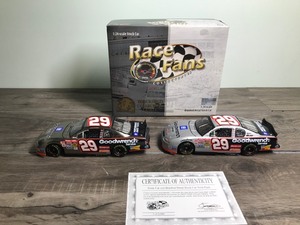 lot 264 image: 2002 Action Brookfield Collectors Guild Race Fan Collectibles 2 car set Kevin Harvick #29  GM Goodwrench Service 124 scale die cast stock car
