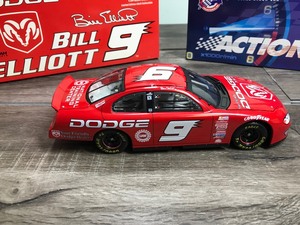 lot 281 image: 2001 Nascar Action Racing Collectibles Bill Elliott #9  Dodge 124 scale die cast stock car