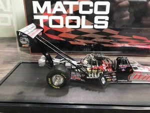 lot 288 image: 2001 Top Fuel Dragster Gary Scelzi  Winston  Silver 124 scale die cast