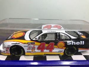 lot 289 image: 2001 Winners Circle Lifetime Series Tony Stewart #44  Shell 124 scale die cast stock car