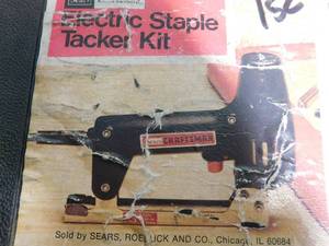 lot 48 image: Electric staple tacker