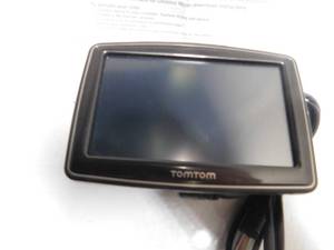 lot 73 image: New car vacuum and GPS