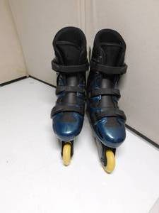 lot 80 image: New roller blades