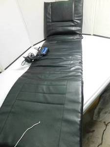 lot 88 image: Massage mat