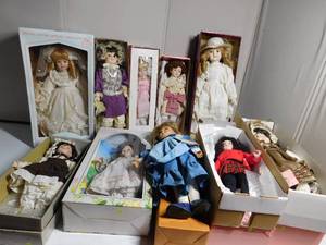 lot 108 image: 10 porclean dolls
