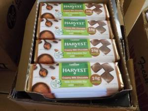 24 Cumberland Harvest Milk Chocolat...