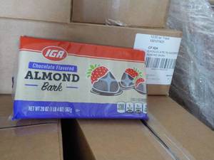 Box of 12 -20 oz Trays Chocolate Al...
