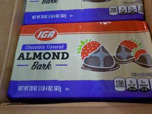 12 - 20 oz Trays IGA chocolate Almo...