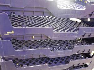 4 Plastic Bakery Trays 23 x 29 x 4...