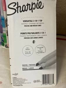 lot 11 image: Sharpie S-Note Markers