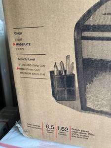 lot 1 image: Mailmate Cross-Cut Shredder
