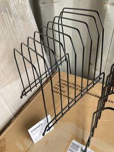 lot 49 image: File Organizers