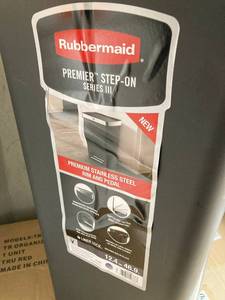 lot 45 image: Rubbermaid Step-On Trash Can