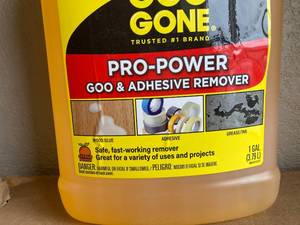 lot 72 image: Goo Gone