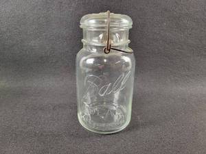 lot 284 image: ca. 1920s Ball Wire Lid Quart Mason Jar