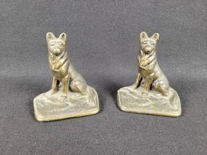 lot 287 image: Pair of Vintage Cast Iron German Shepard Bookends
