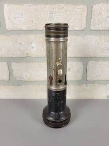 lot 445 image: Vintage Wing Star Tri-Color Metal Flashlight