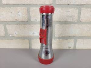 lot 446 image: Vintage Metal  Plastic Flashlight