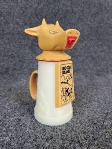 lot 352 image: Vintage Whirley Industries MOO COW Creamer