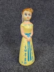 lot 351 image: Vintage Betty Bubbles Doll Bubble Bath Bottle