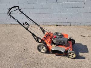 lot 1022 image: Ariens Mulch-Mow-Bag-Vac Self Propelled Mower, 5.5hp - Pulls over but wont Start - NO SHIPPING