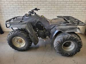 lot 1019 image: YAMAHA Moto4 4-Wheeler - NO SHIPPING