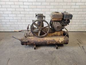 lot 1044 image: Portable Air Compressor - HONDA 5.5HP Engine - Unknown Condition - NO SHIPPING