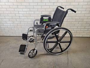 lot 1047 image: Breezy 100 Wheelchair - Approx. 20 Wide Seat - Good Usable Condition - NO SHIPPING