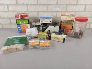 lot 1051 image: Lot of Hardware - 16ga Finish Nails, Drywall Screws, and More